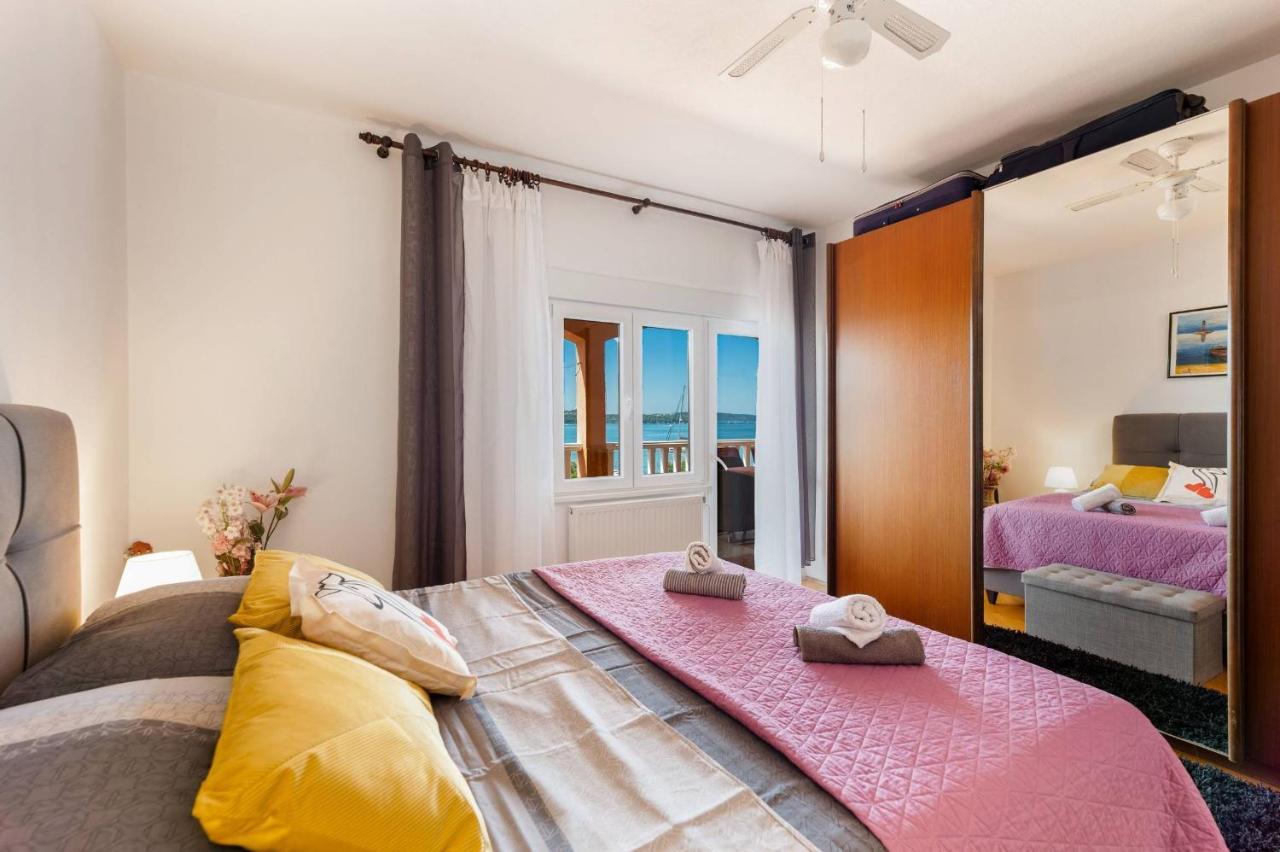 Apartment Lotus Trogir Buitenkant foto