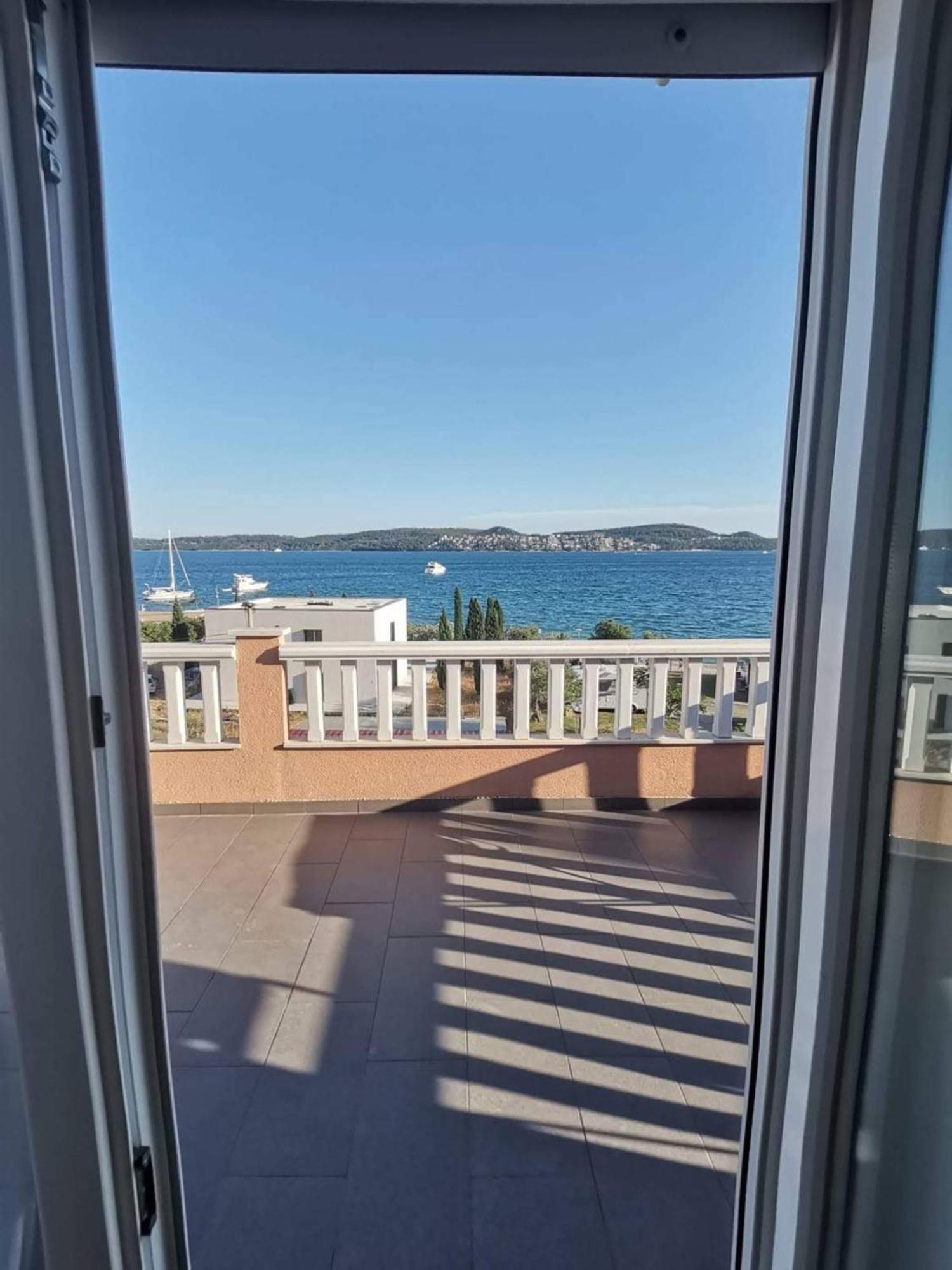 Apartment Lotus Trogir Kamer foto