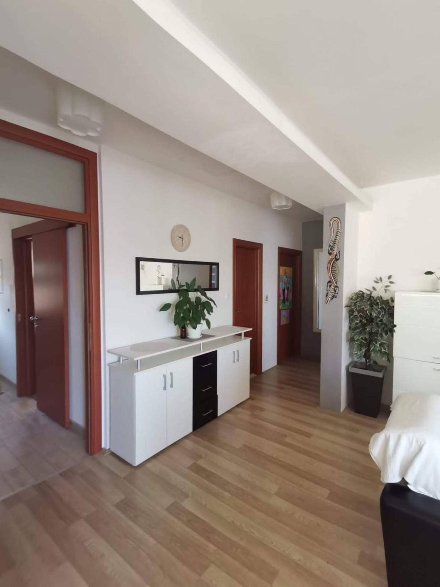 Apartment Lotus Trogir Kamer foto